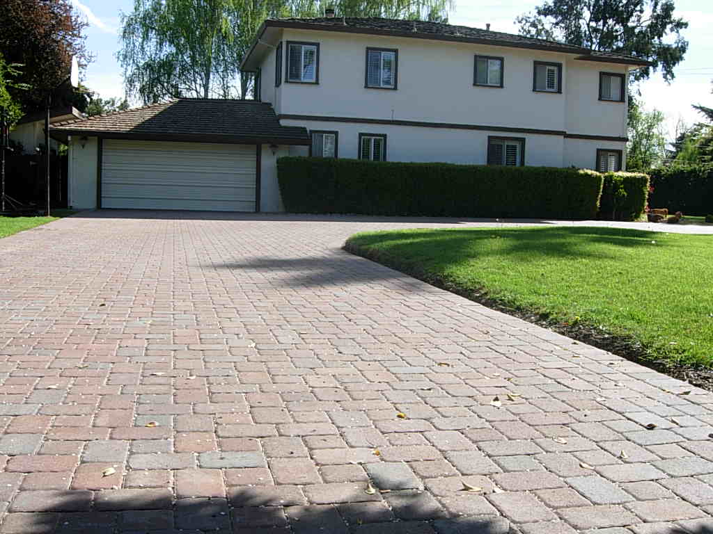 Paver - Driveways - Master Pavers and Landscaping